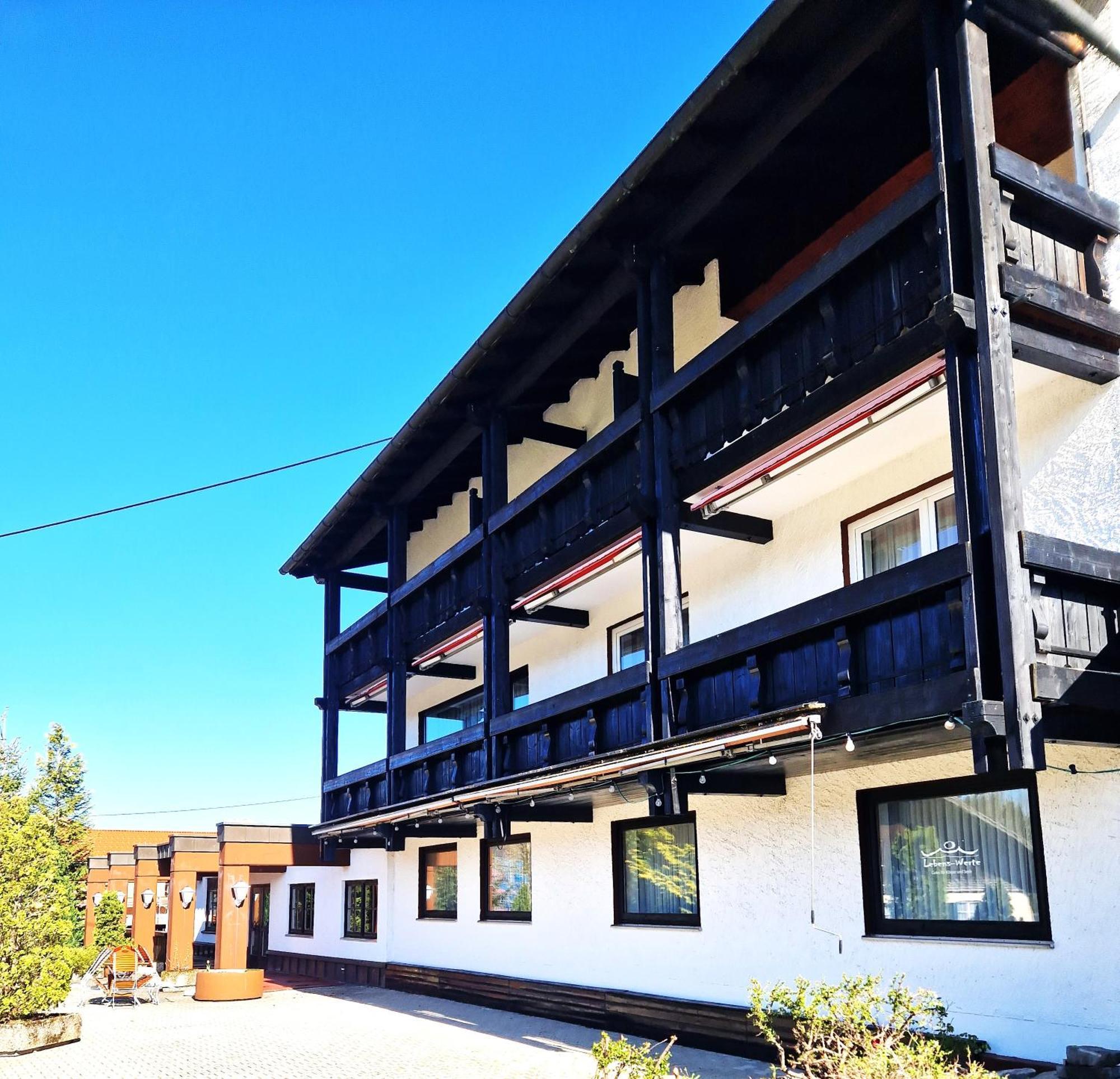 יונגהולץ Hotel Waldhorn מראה חיצוני תמונה